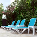 Pula Pool Retreat